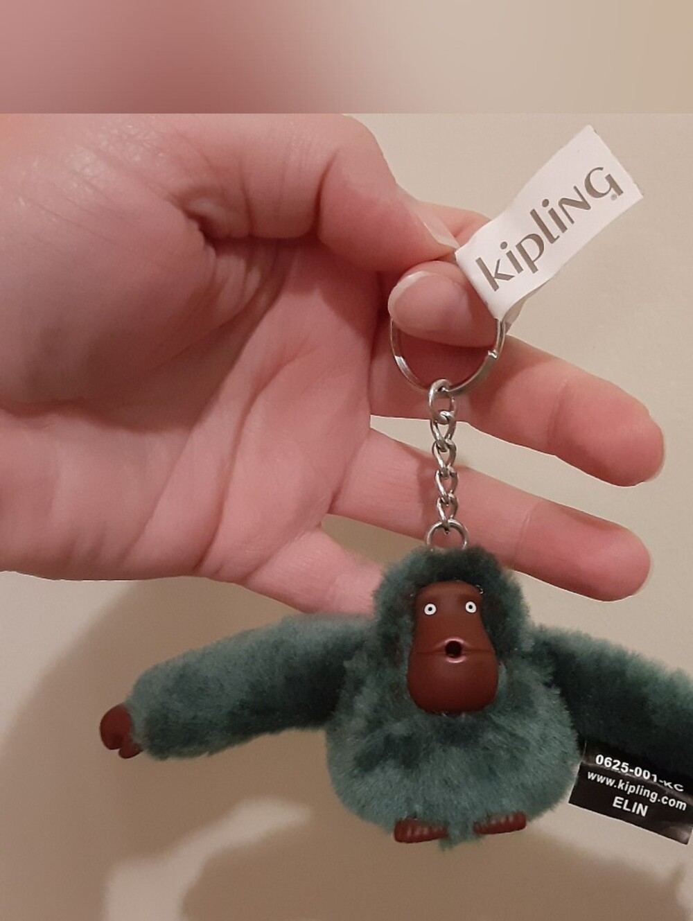 Kipling Dark Green Plush Monkey Keychain - ELIN - Picture 2 of 4